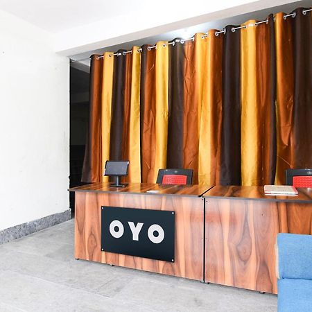 Hotel O Silk City Palace Brahmapur Extérieur photo
