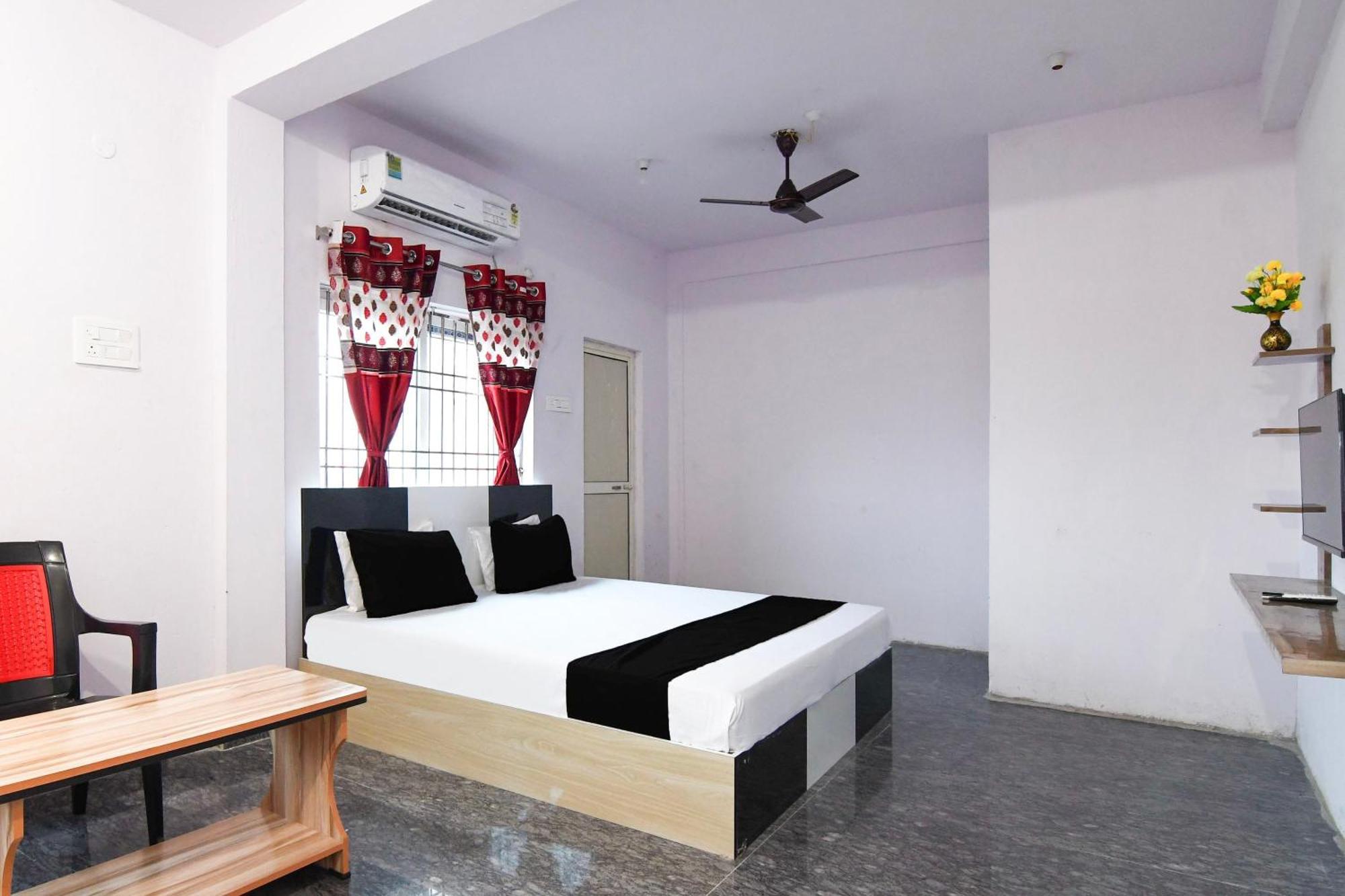 Hotel O Silk City Palace Brahmapur Extérieur photo