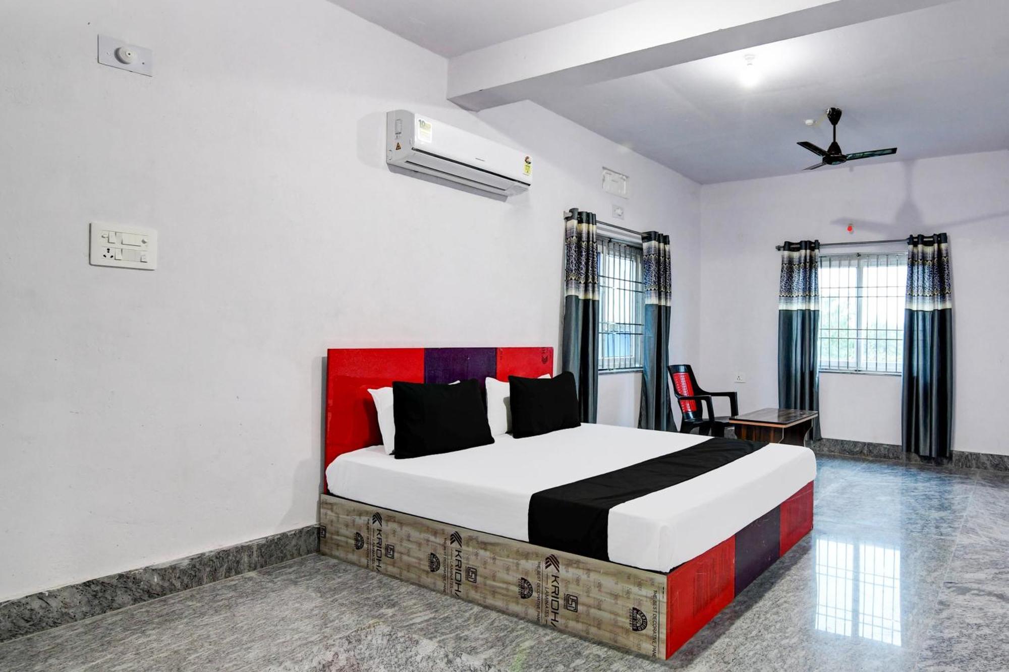 Hotel O Silk City Palace Brahmapur Extérieur photo