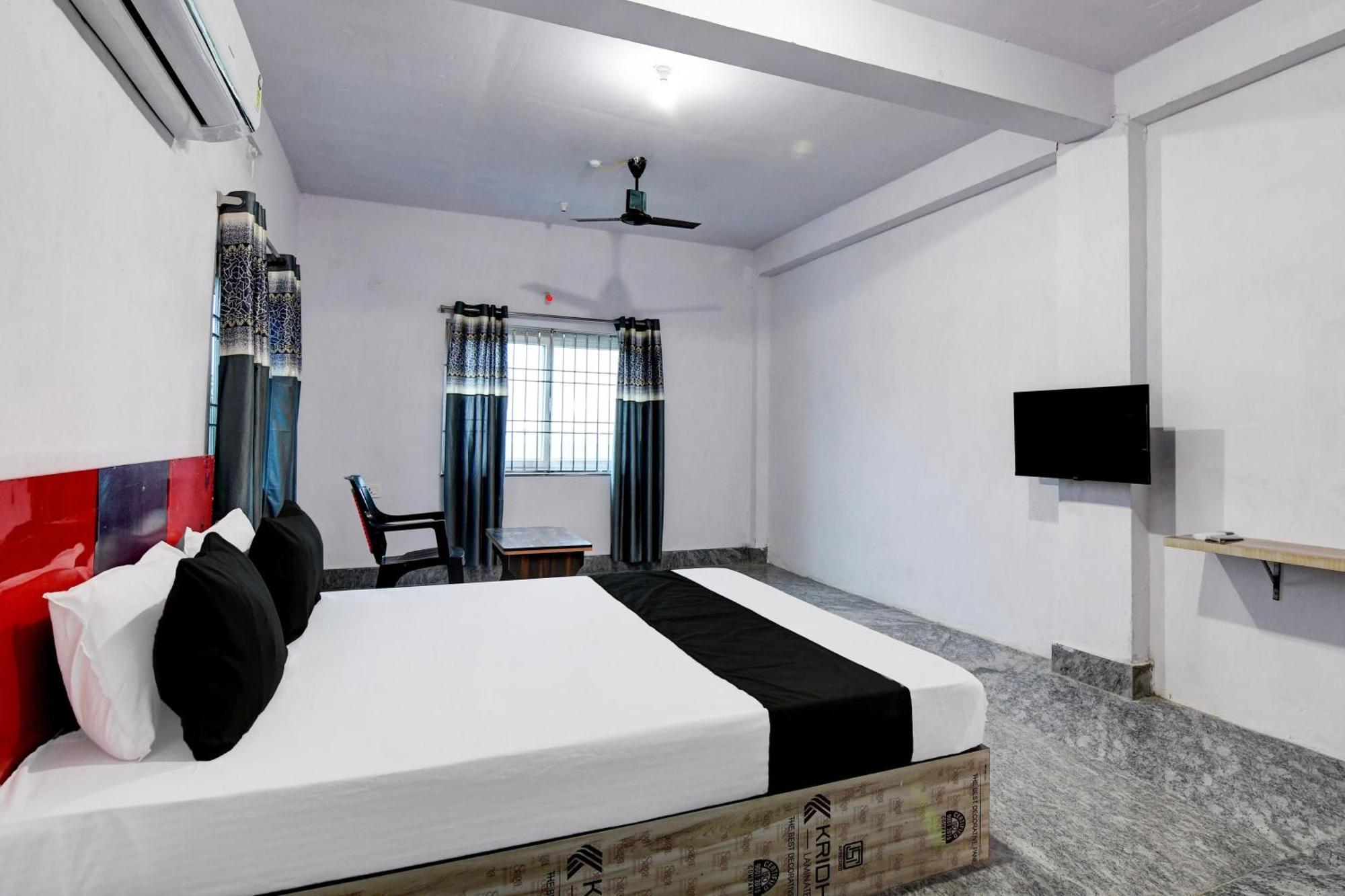 Hotel O Silk City Palace Brahmapur Extérieur photo