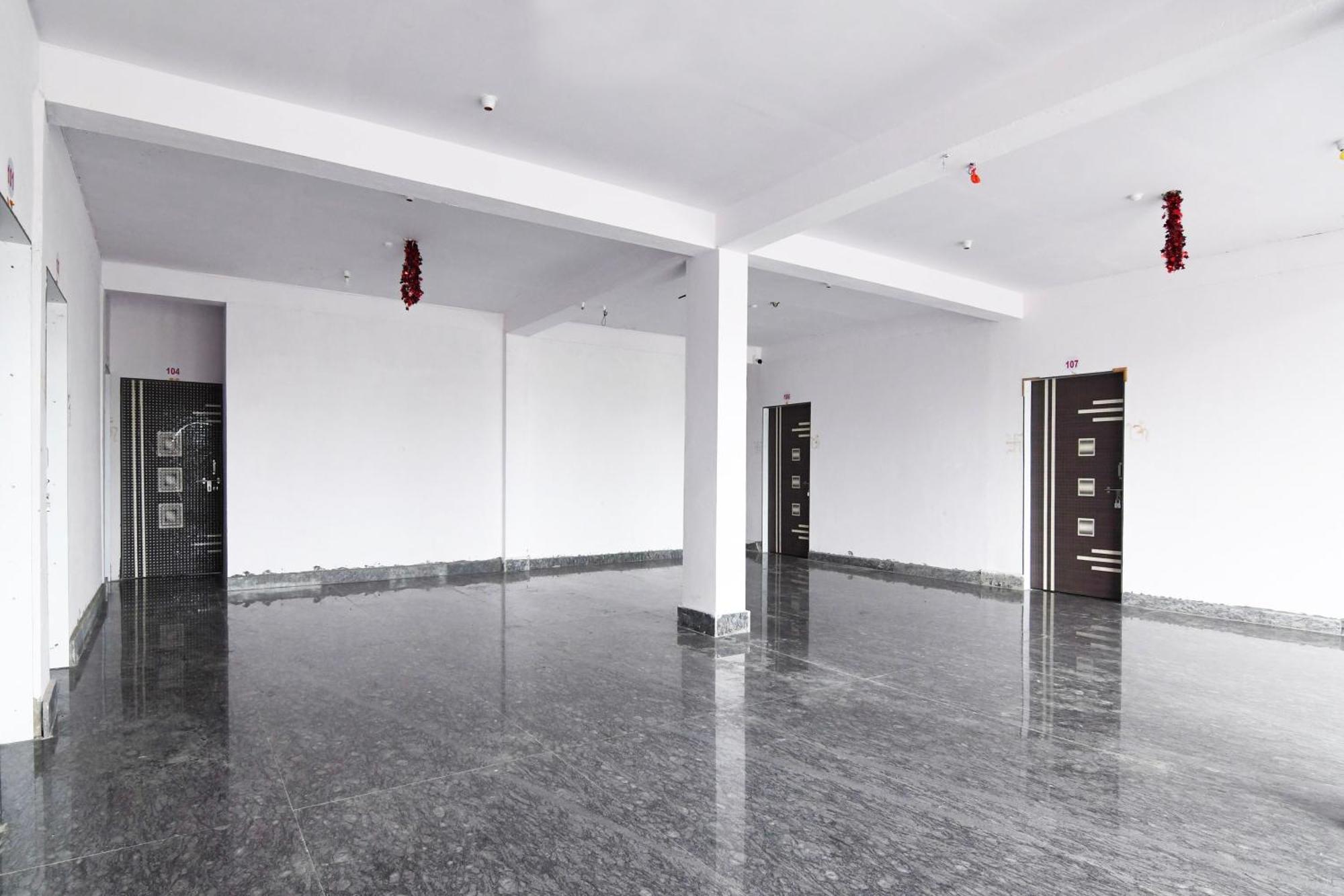 Hotel O Silk City Palace Brahmapur Extérieur photo