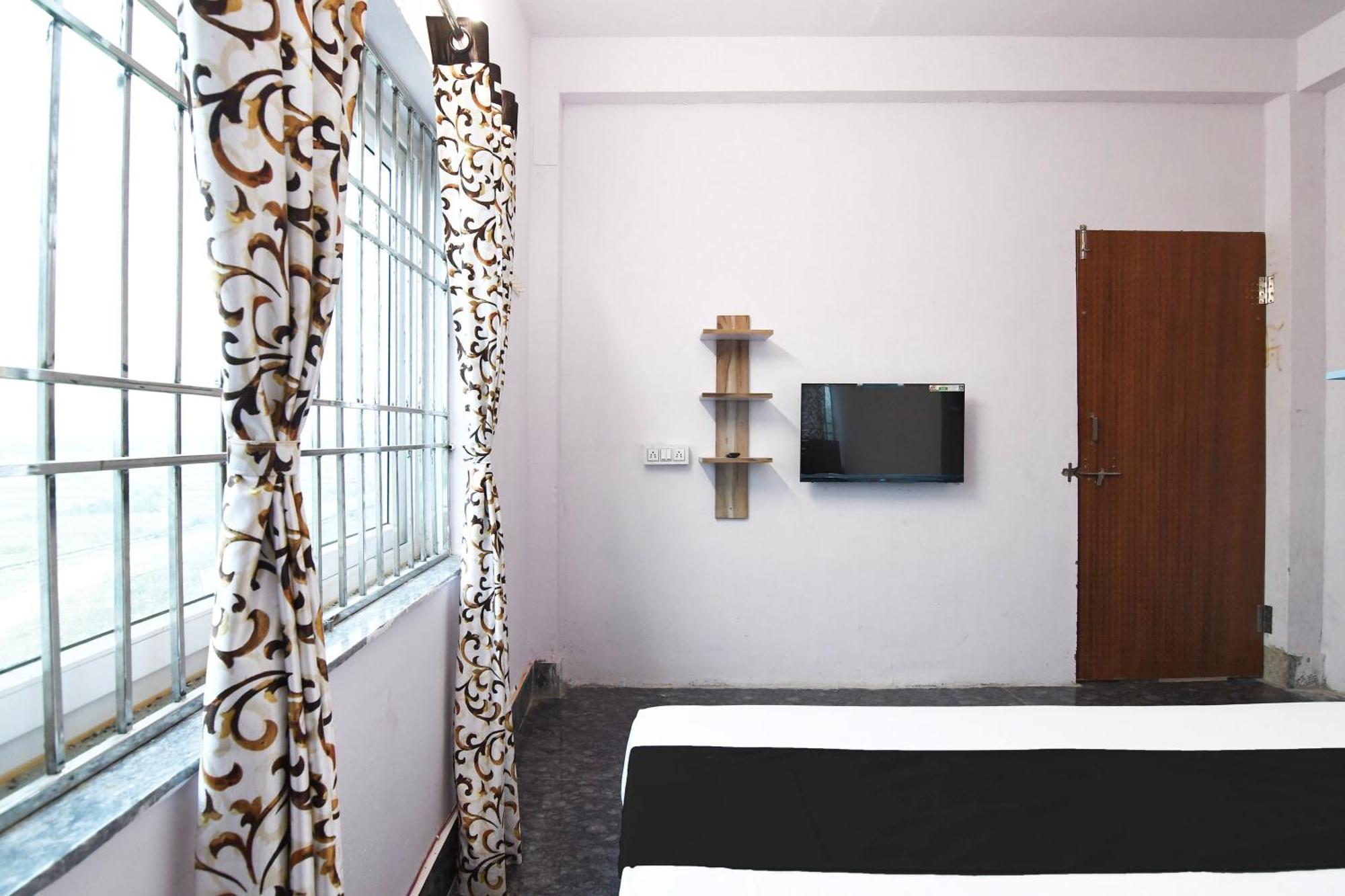 Hotel O Silk City Palace Brahmapur Extérieur photo