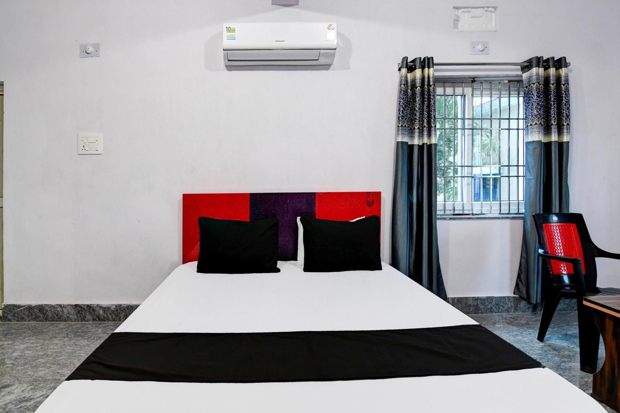 Hotel O Silk City Palace Brahmapur Extérieur photo