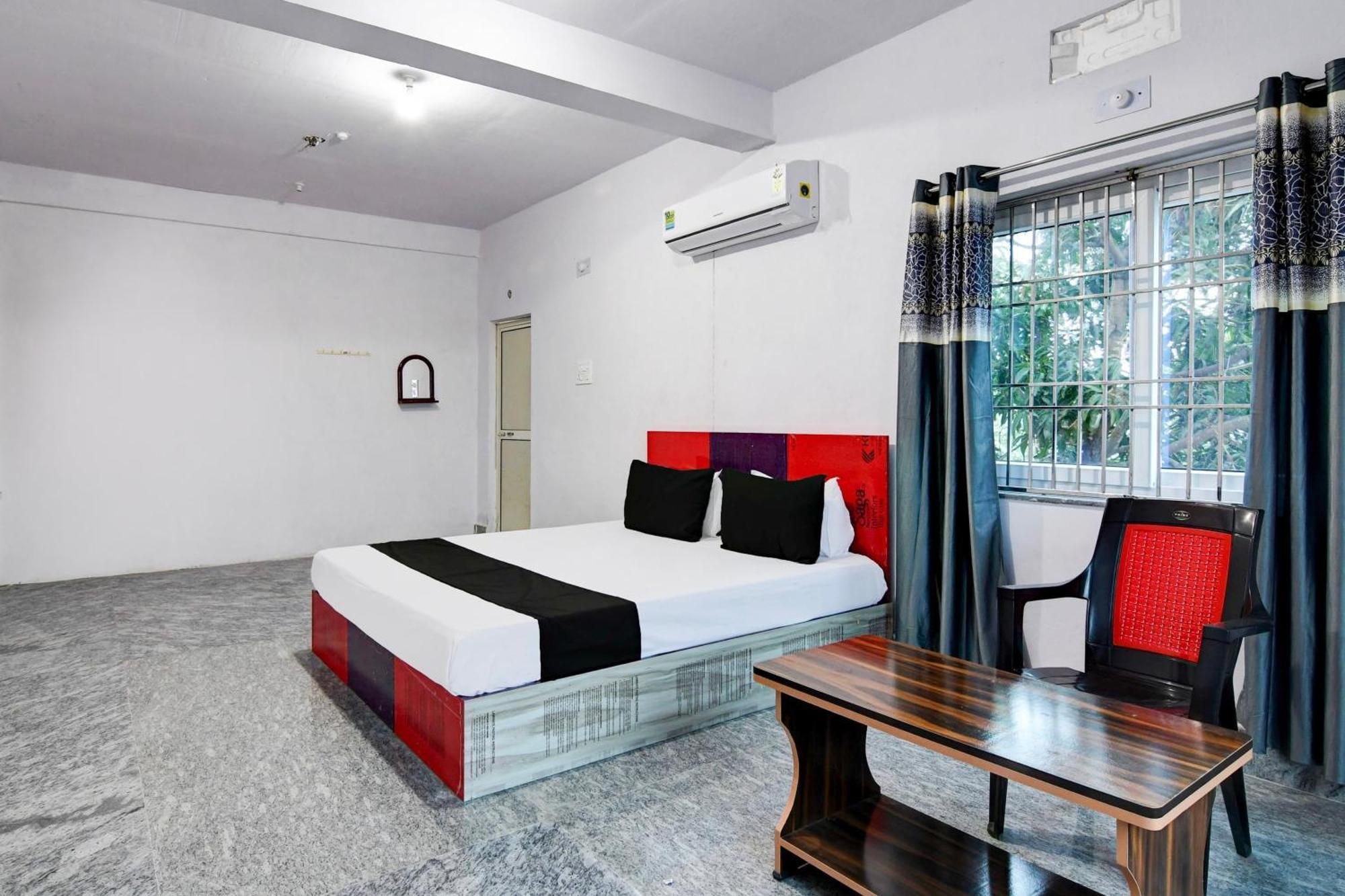 Hotel O Silk City Palace Brahmapur Extérieur photo